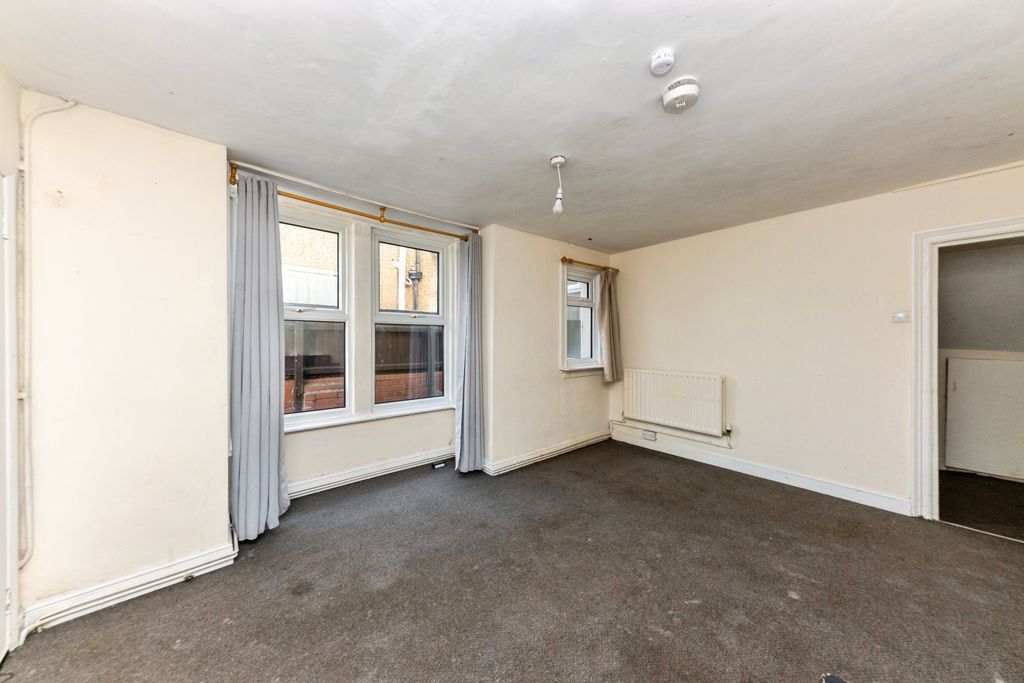 Additional image 8 of 1 bed flat for saleAlgernon Street, Grimsby DN32