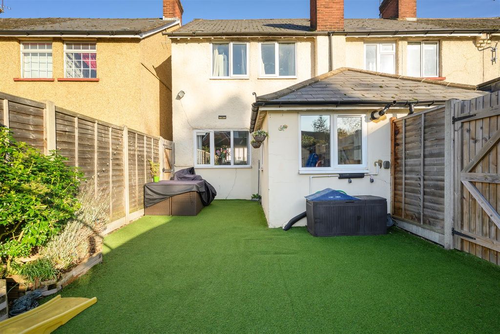 Additional image 3 of 3 bed end terrace house for saleAlexandra Road, Addlestone KT15