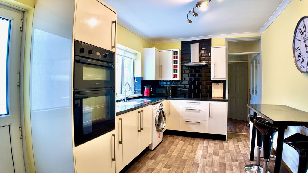 Additional image 3 of 3 bed terraced house for saleGreenfield Street, New Tredegar NP24