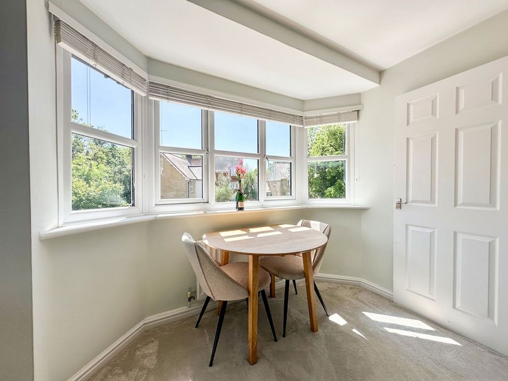 Additional image 4 of 2 bed flat for saleBramble Tye, Noak Bridge SS15
