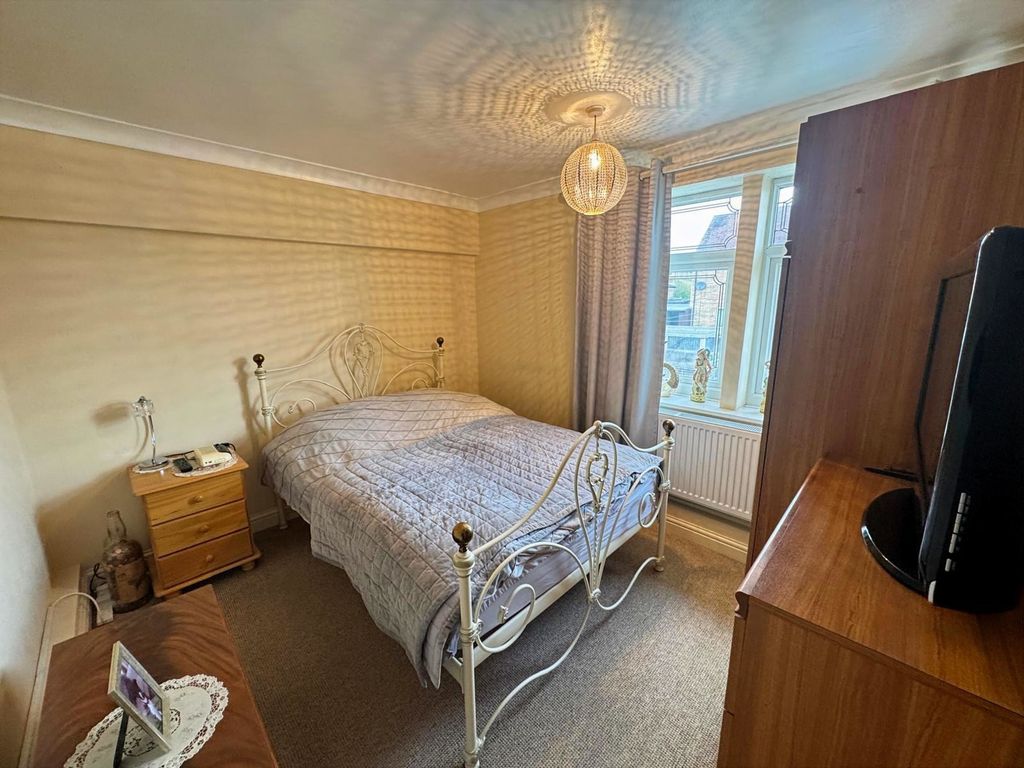 Additional image 10 of 3 bed semi-detached house for saleHallfieldgate Lane, Shirland DE55