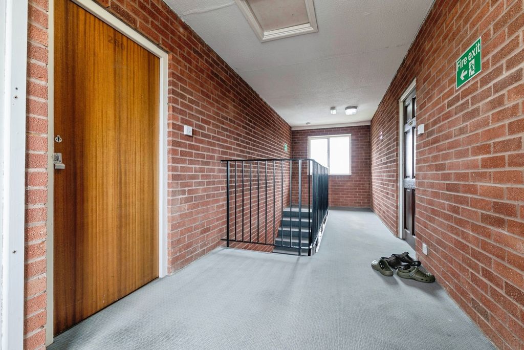 Additional image 3 of 1 bed flat for saleHundens Lane, Darlington, Durham DL1
