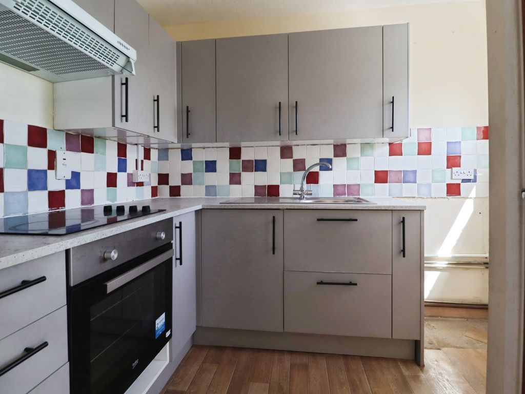 Additional image 2 of 2 bed flat for saleWordsworth Avenue, Cardiff CF24