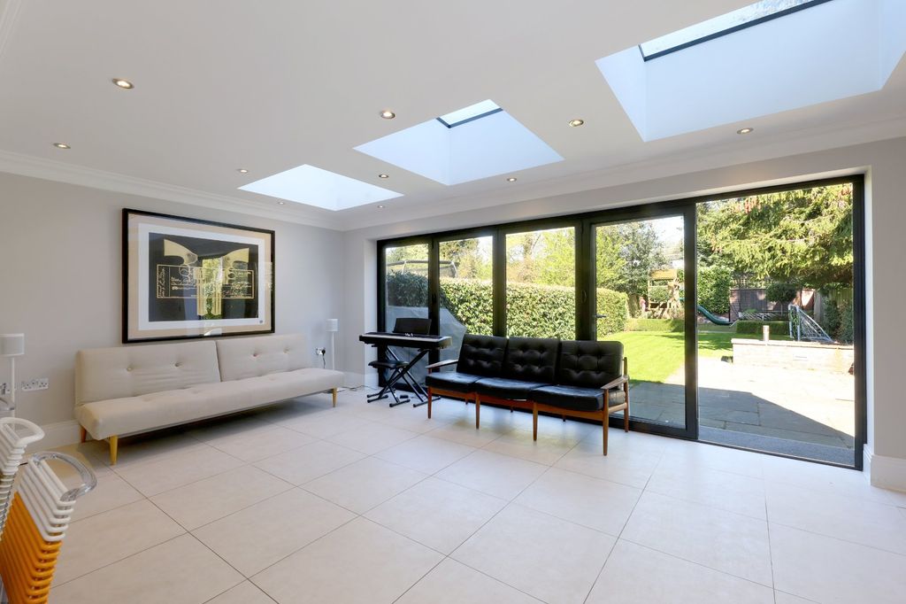 Additional image 10 of 4 bed semi-detached house for saleWattleton Road, Beaconsfield, Buckinghamshire HP9