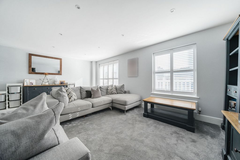Additional image 2 of 4 bed detached house for saleCarmelite Road, Aylesford ME20