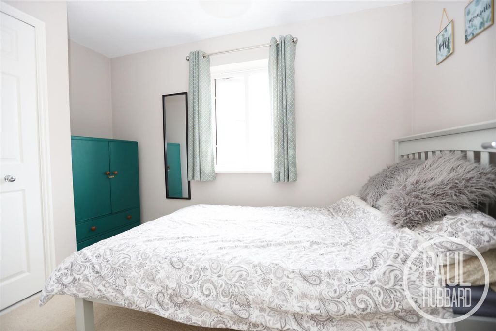 Additional image 9 of 2 bed flat for saleKillick Crescent, Carlton Colville, Lowestoft NR33