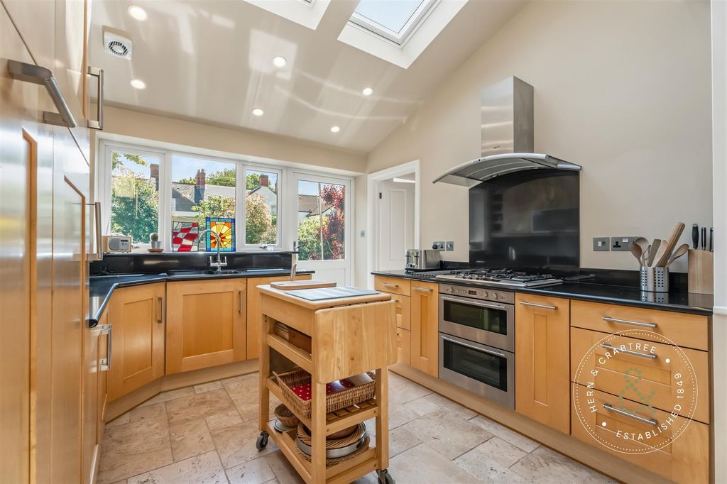 Additional image 9 of 4 bed terraced house for salePen Y Bryn Road, Heath, Cardiff CF14