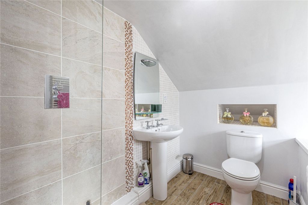 Additional image 35 of 5 bed detached house for salePinewood Avenue, New Haw, Addlestone, Surrey KT15