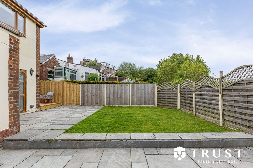 Additional image 42 of 3 bed detached house for saleMill Lane, Batley WF17