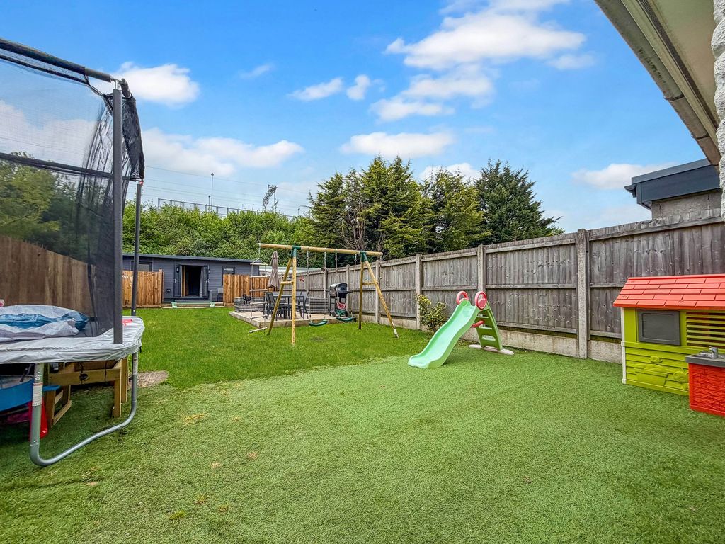 Additional image 31 of 3 bed semi-detached house for saleHeol Trecastell, Caerphilly CF83
