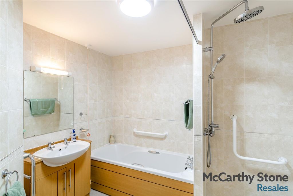 Additional image 6 of 2 bed flat for saleMalpas Court, Malpas Road, Northallerton DL7
