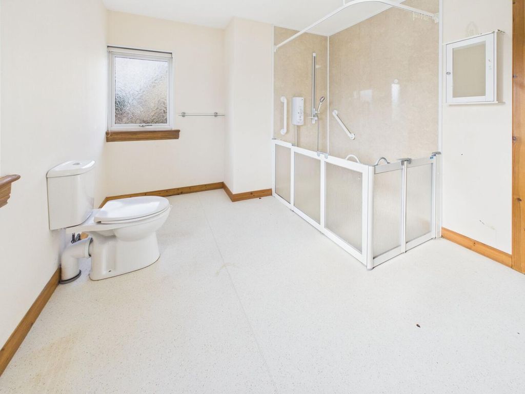 Additional image 23 of 3 bed detached house for sale65 Averon Road, Alness IV17