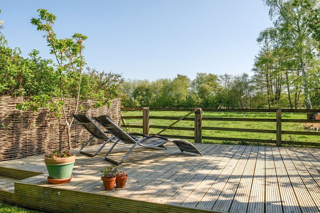 Additional image 2 of 4 bed semi-detached house for saleBalmer Lawn Road, Brockenhurst SO42
