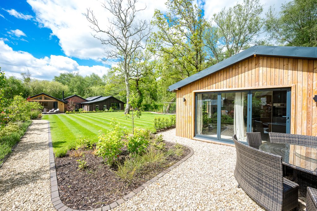 Additional image 45 of 5 bed bungalow for saleKnutsford Road, Alderley Edge, Cheshire SK9