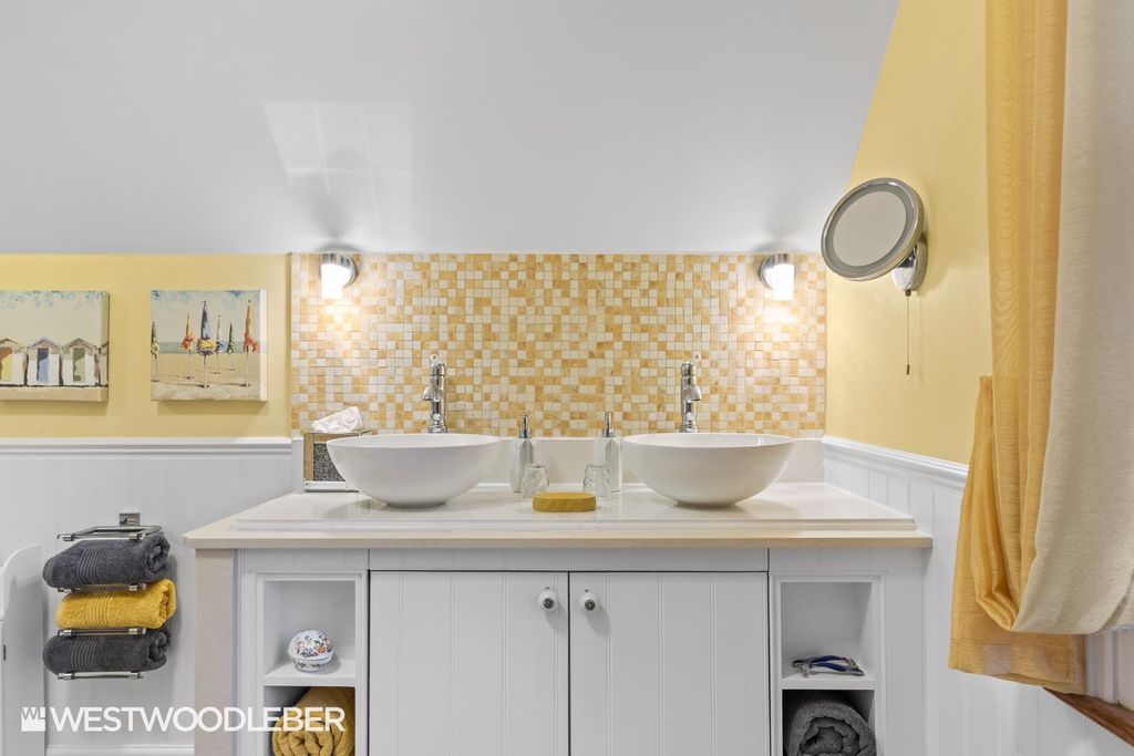 Additional image 29 of 4 bed detached house for saleStation Road, Broxbourne EN10