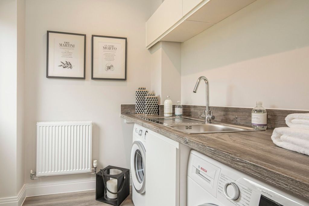 3 bed detached bungalow for saleOff Graves Paddock, Bates Ave SG15 photo 5