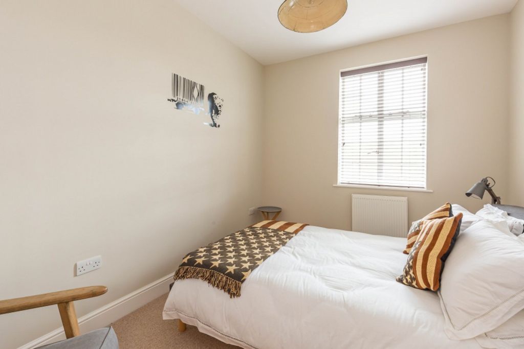 Additional image 6 of 4 bed terraced house for saleOrchard Square, Caversfield OX27