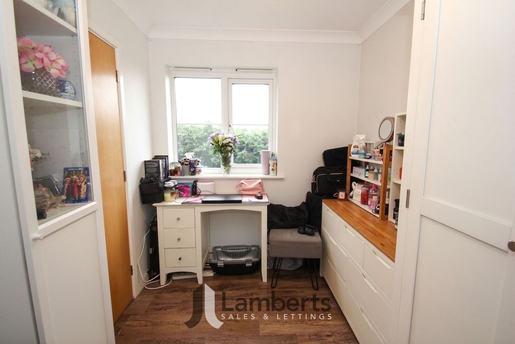 Additional image 13 of 2 bed flat for saleYeomans Close, Astwood Bank B96