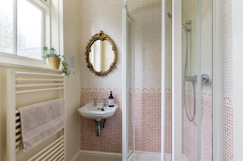 Additional image 19 of 5 bed detached house for saleChaucer Road, Bedford MK40