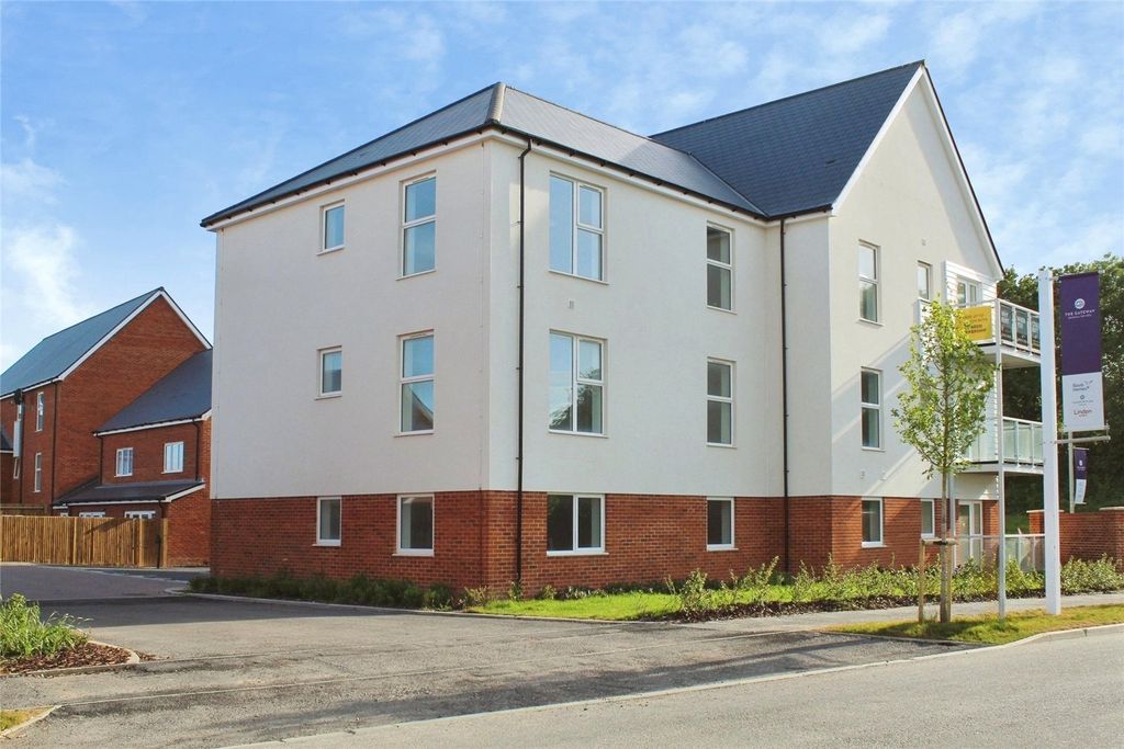 Additional image 10 of 2 bed flat for saleShow Home Available To View, Wrestwood Road, Bexhill-On-Sea, East Sussex TN40