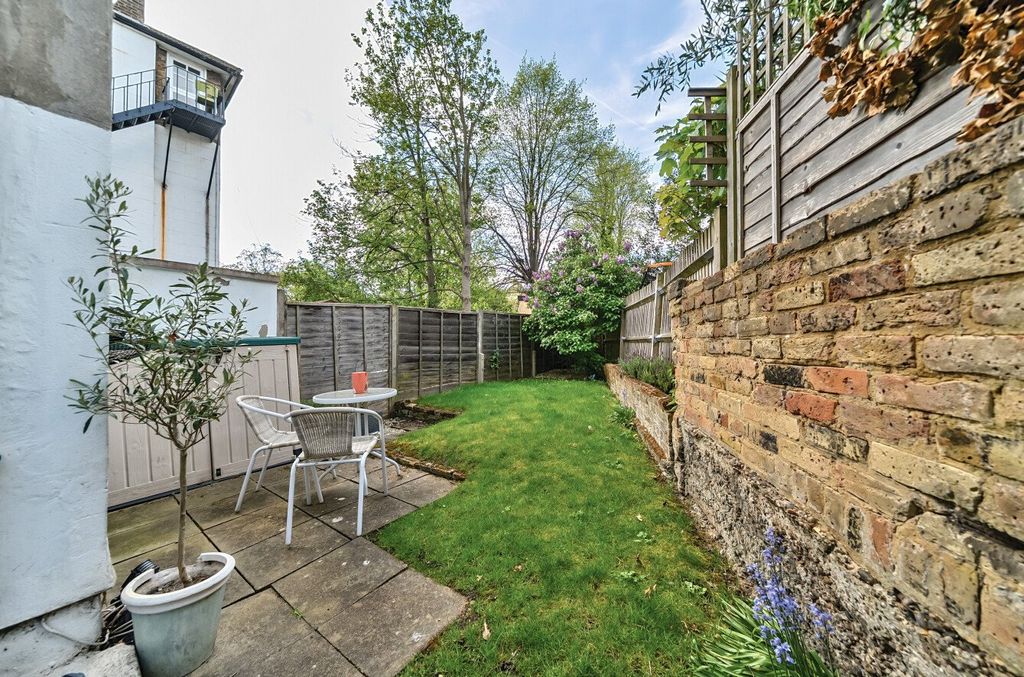 Additional image 7 of 1 bed flat for saleFreelands Road, Bromley BR1