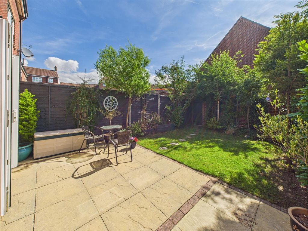 Additional image 3 of 4 bed semi-detached house for saleSandringham Road, Brough HU15
