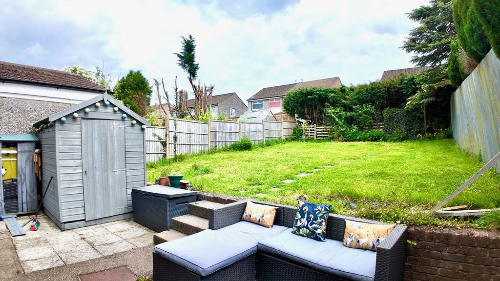 Additional image 4 of 3 bed semi-detached house for saleSt. Davids Road, Maesycwmmer CF82