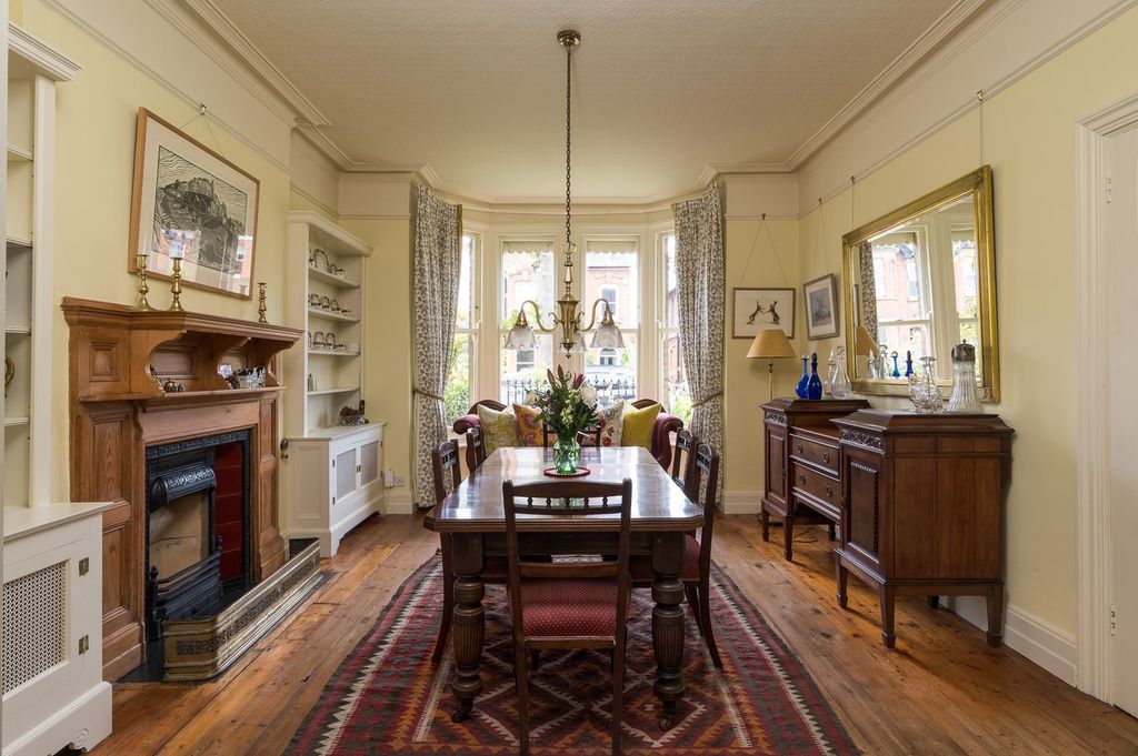 Additional image 5 of 5 bed detached house for saleChaucer Road, Bedford MK40