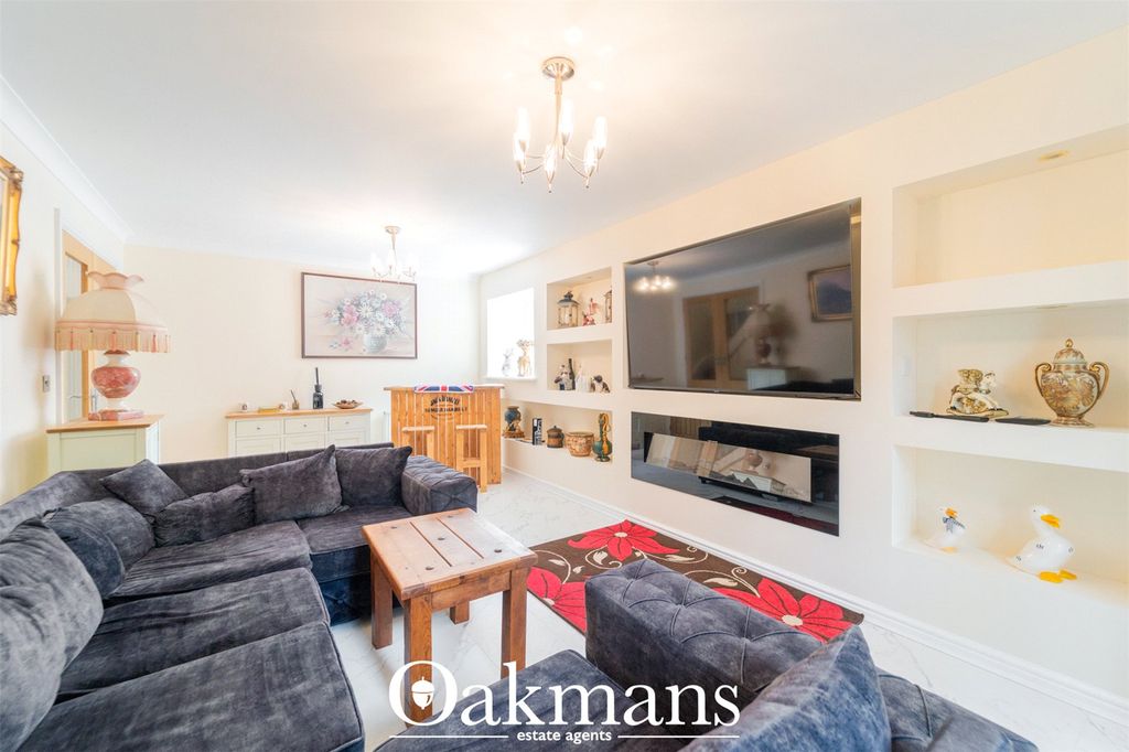 Additional image 8 of 6 bed detached house for saleBlossom Drive, Bromsgrove, Worcestershire B61