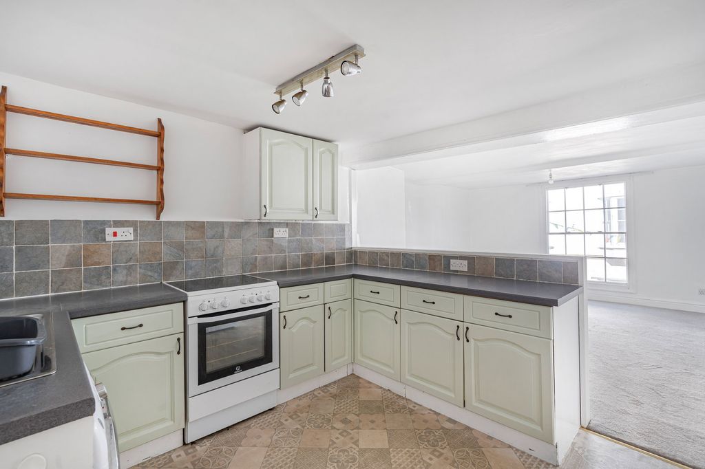 Additional image 7 of 3 bed flat for saleFore Street, Kingsbridge TQ7