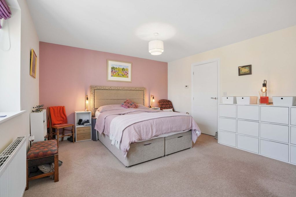 Additional image 7 of 3 bed semi-detached house for saleShergold Road, Bampton OX18