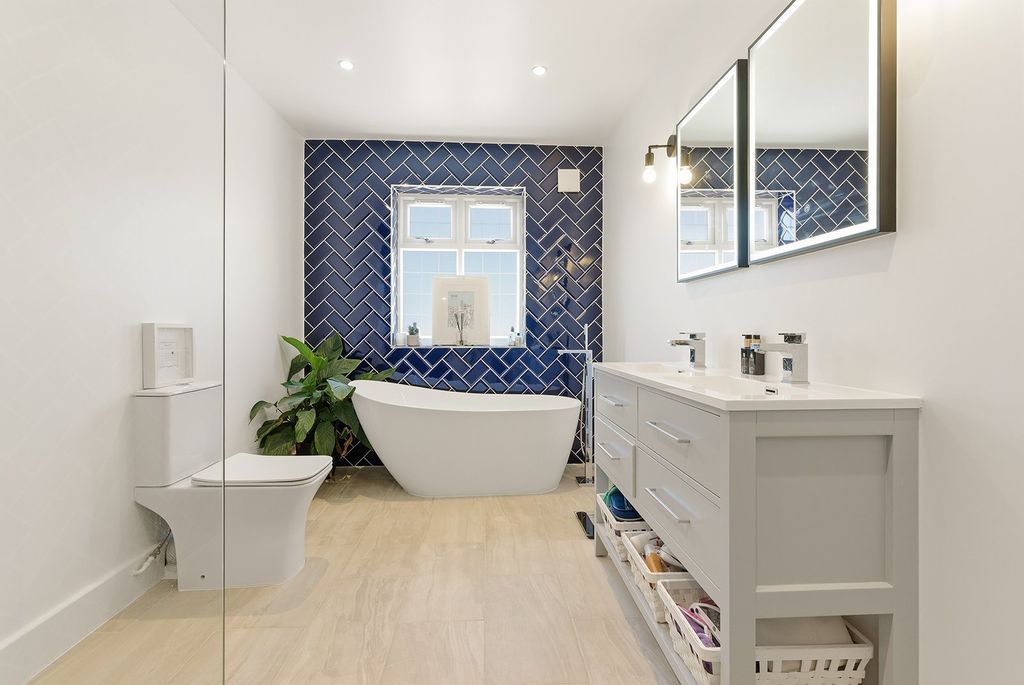 Additional image 16 of 4 bed detached house for saleCandlemas Lane, Beaconsfield, Buckinghamshire HP9