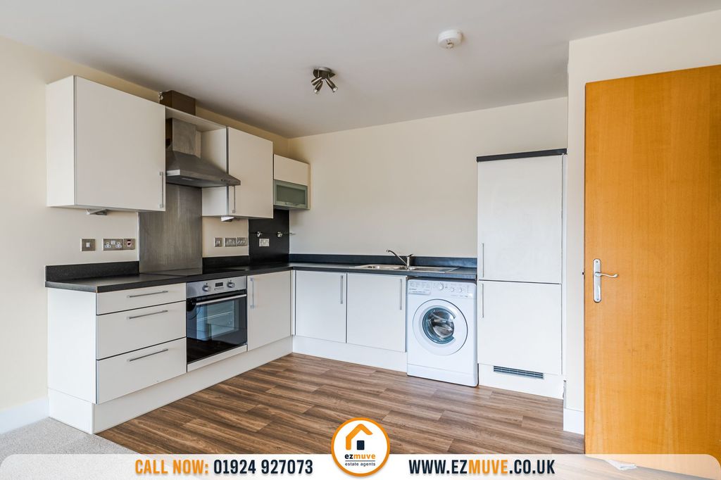 Additional image 4 of 2 bed flat for saleTextile Street, Ellis Court Textile Street WF13