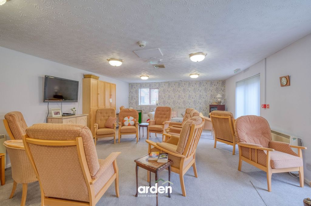 Additional image 8 of 2 bed flat for saleForegate Street, Astwood Bank B96