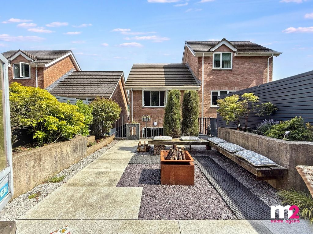 Additional image 17 of 2 bed semi-detached house for saleWoodside Walk, Cross Keys, Newport NP11