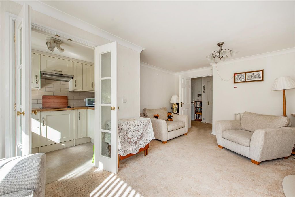 Additional image 4 of 2 bed flat for saleOld Winton Road, Andover SP10
