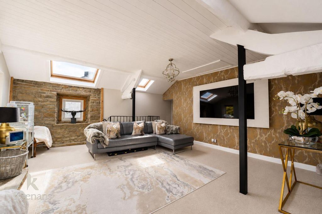 Additional image 3 of 4 bed semi-detached house for saleTong Lane, Bacup OL13