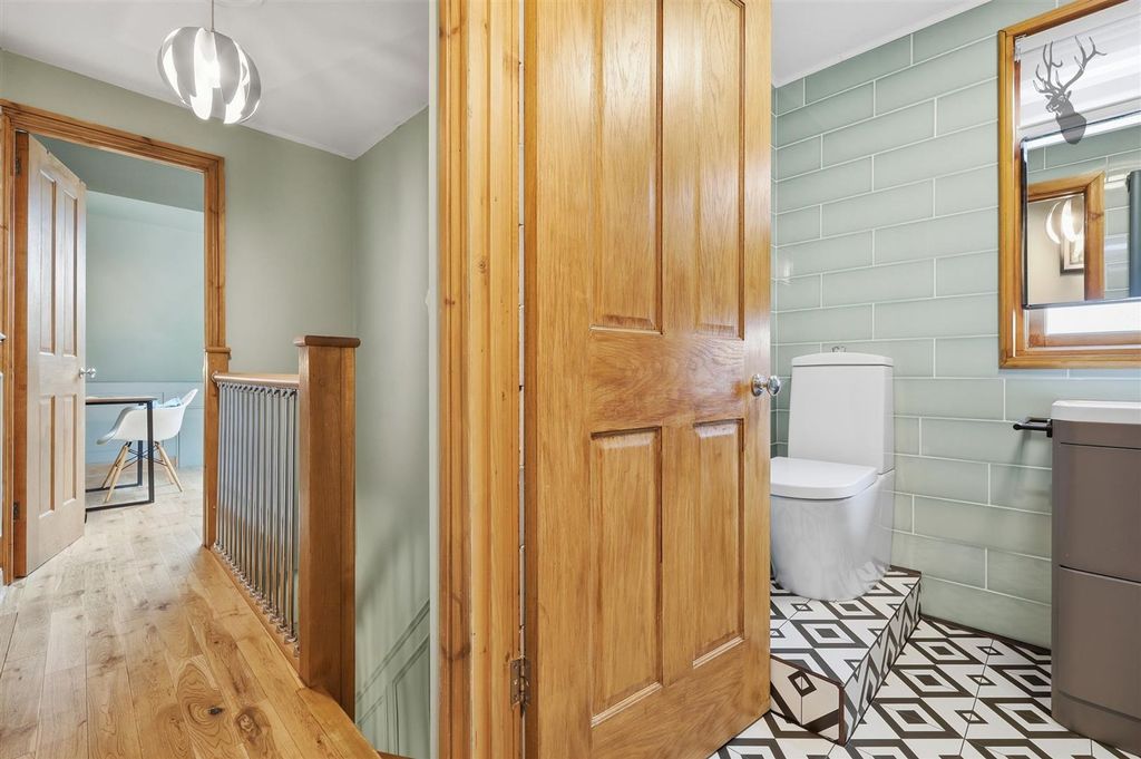 Additional image 24 of 5 bed detached house for saleWestbury Lane, Buckhurst Hill IG9