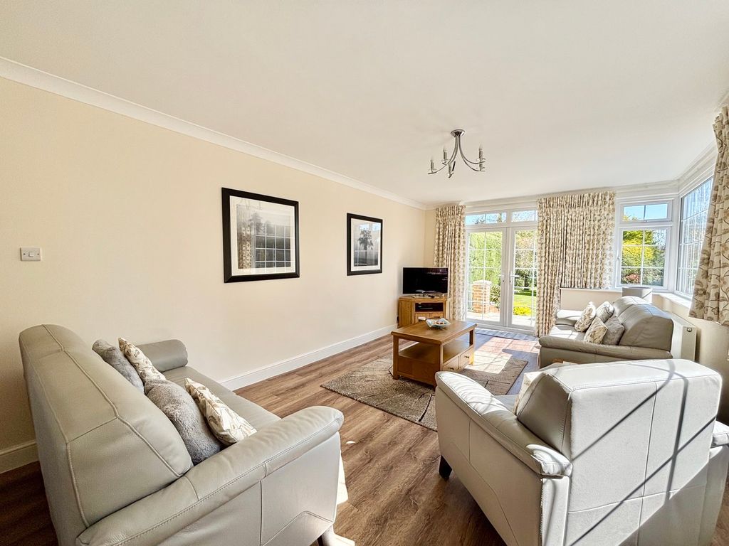 Additional image 4 of 4 bed detached house for saleCollington Rise, Bexhill-On-Sea TN39