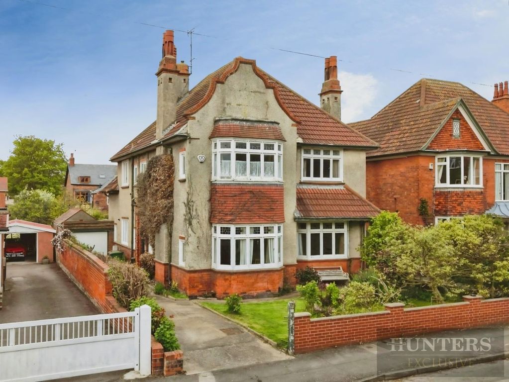 5 bed detached house for saleSands Lane, Bridlington YO15