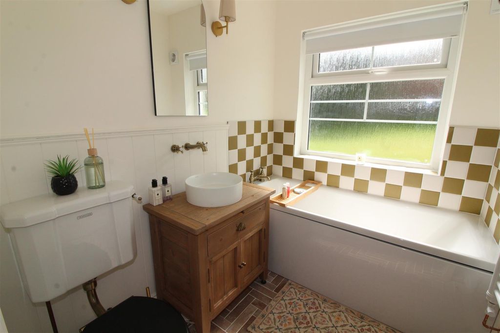 Additional image 28 of 3 bed detached bungalow for saleManor Road, Pontllanfraith, Blackwood NP12