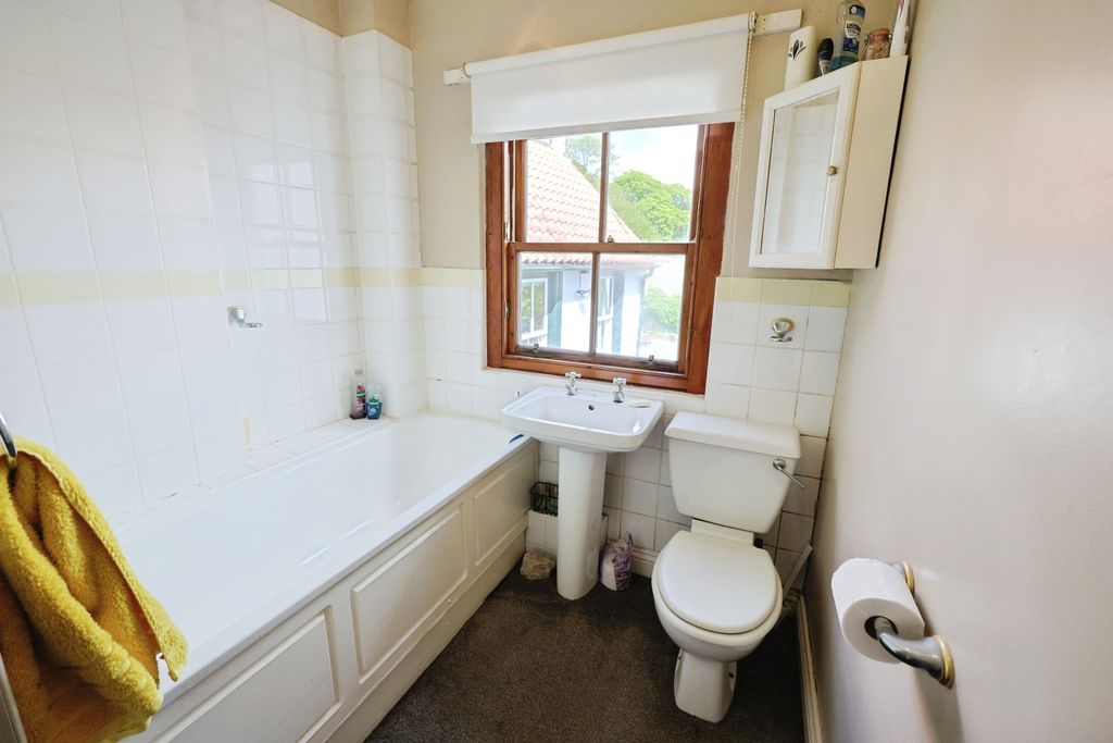 Additional image 8 of 2 bed flat for saleMarket Place, Bishop Auckland DL14