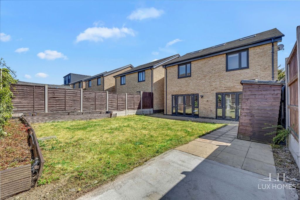 Additional image 27 of 5 bed detached house for salePinnacle Hill, Bexleyheath DA7