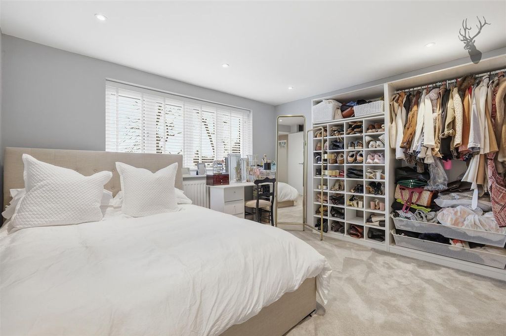 Additional image 27 of 4 bed detached house for saleRussell Road, Buckhurst Hill IG9
