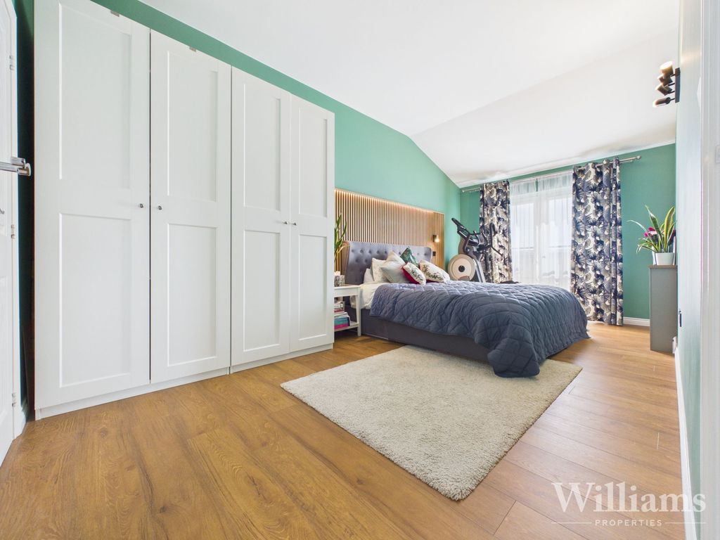 Additional image 9 of 2 bed flat for salePondecroft, Aylesbury HP18