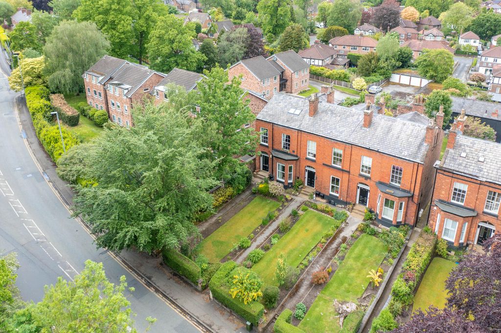 Additional image 23 of 4 bed flat for saleStockport Road, Timperley WA15