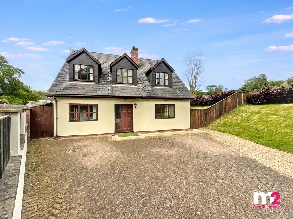 4 bed detached house for saleWatery Lane, Llandevaud, Newport NP18