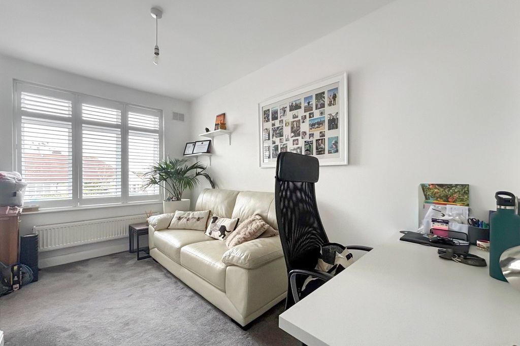 Additional image 9 of 4 bed bungalow for saleSelborne Avenue, Bexley, Kent DA5