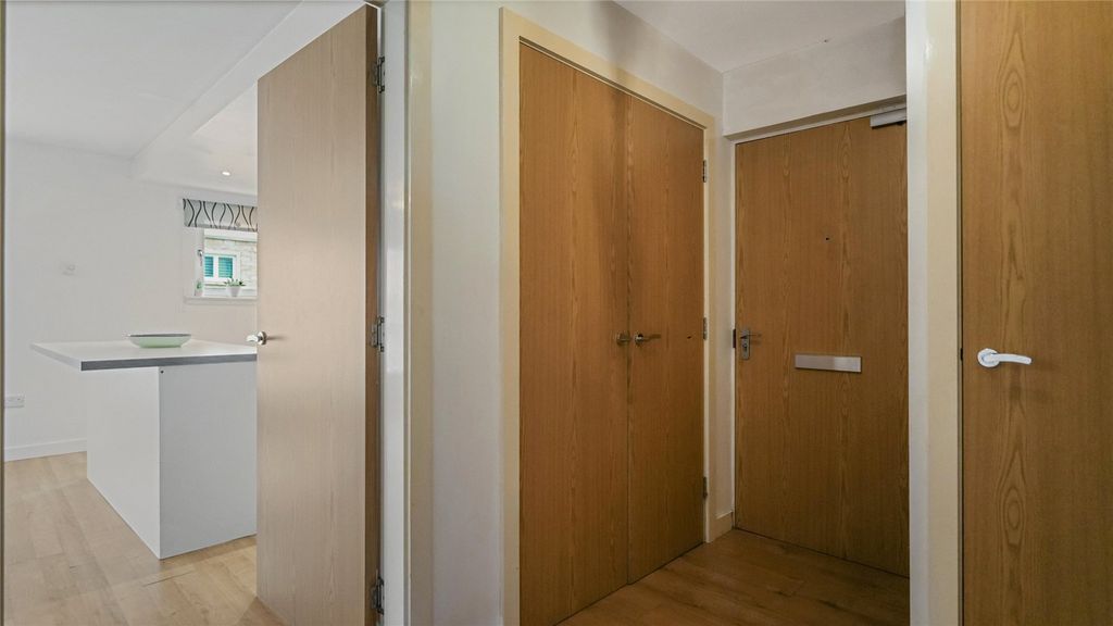 Additional image 4 of 1 bed flat for saleOld Harbour Square, Stirling, Stirlingshire FK8