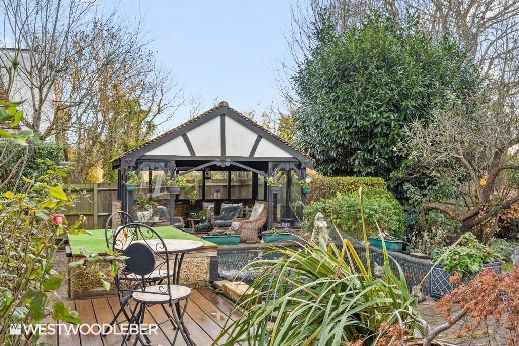 Additional image 40 of 4 bed detached house for saleStation Road, Broxbourne EN10